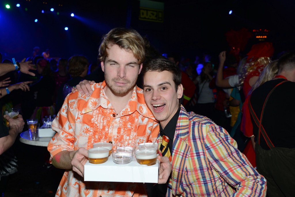 ../Images/Jubileum feest 5x11 624.jpg